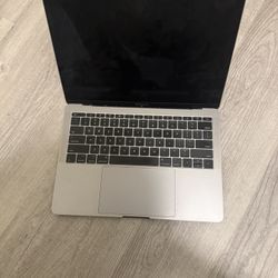 MacBook Pro ’17 For Parts