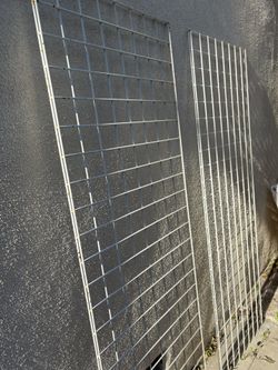 Racks Racas Para Swatmeet I Have 2  $18 Each And I Have  Hangins Or Ganchos Para Colgar Ropa