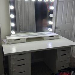 vanity mirror desk