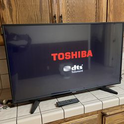 42’ Toshiba TV
