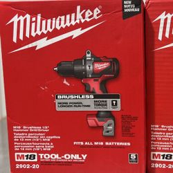 Milwaukee 18V Lithium-Ion Brushless Cordless 1/2 in. Compact Hammer Drill Tool Only