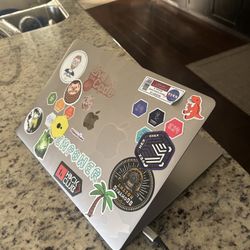 Macbook Pro 2017 15 Inch (Running Fedora)