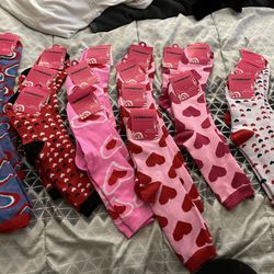 19 V-Day Socks 