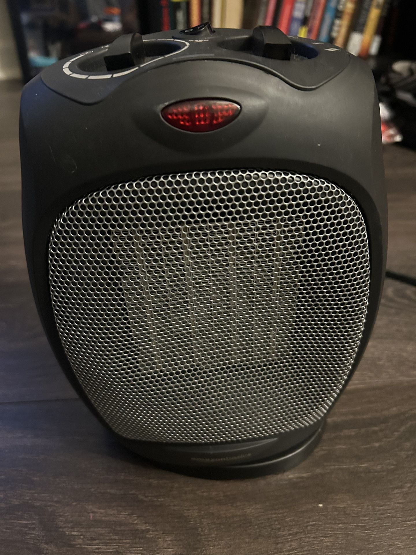 Amazon Basics PTC Heater