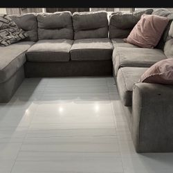 Sectional Sofa 