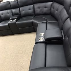 Luxury Black Reclining Sectional!
