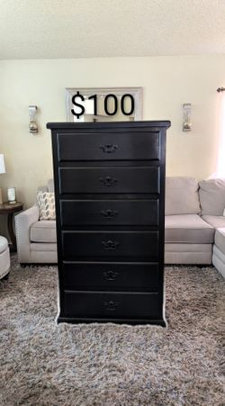 TALL BLACK SOLID WOOD DRESSER WITH 6 DRAWERS