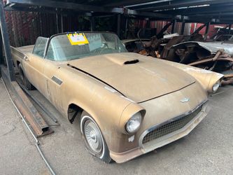 1957 Ford Thunderbird  (Car #7667)
