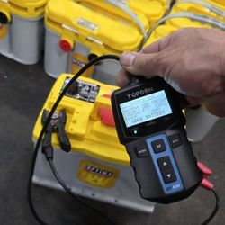 OPTIMA Batteries OPT8014-045 8014-045 D34/78 YellowTop Dual Purpose car truck Battery. Bateria Para Carro Camioneta

PRICE IS FIRM. Optima yellow top 