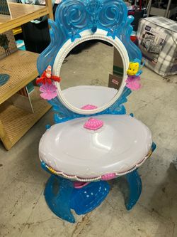 Little mermaid vanity