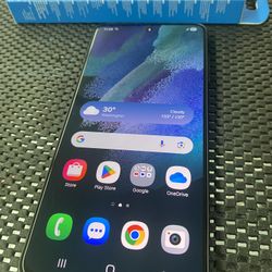 Unlocked Samsung Galaxy S21 FE 128GB 6GB RAM *LIKE NEW*