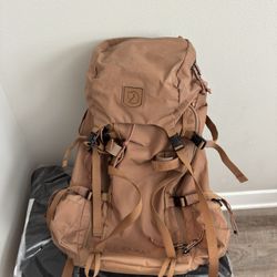 Fjallraven Kajka 35 Backpack