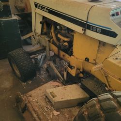185 Cub Lo Boy Tractor