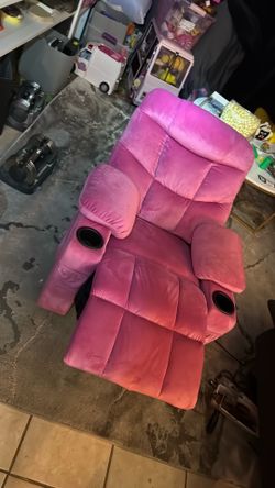 Girls, pink sofa, sofa recliner