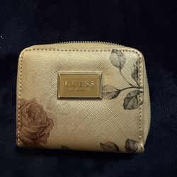Guess Wallet 