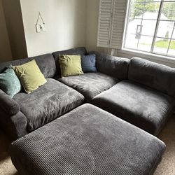 HUGE ALMOST NEW 4 Piece Modular Sectional 