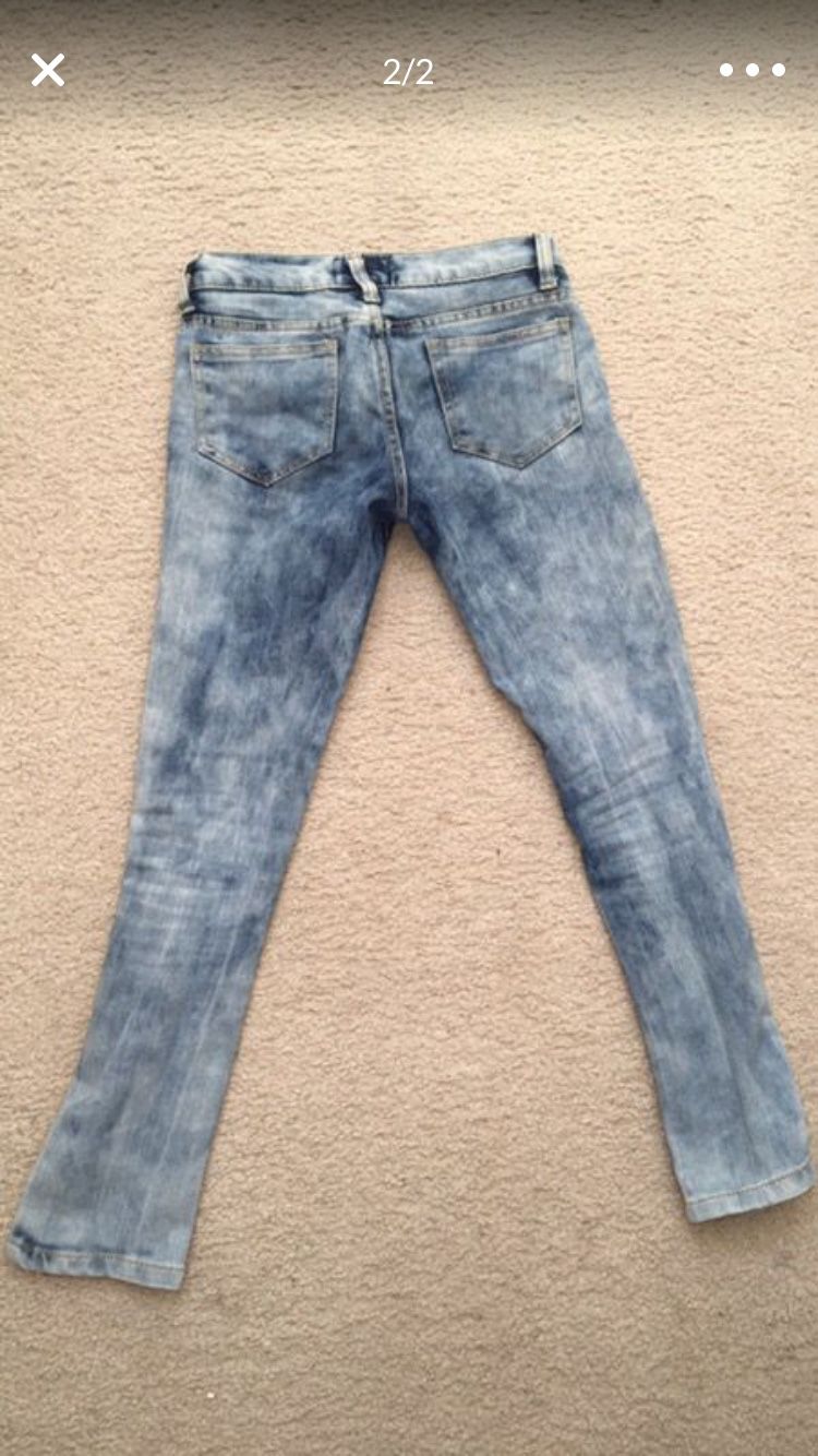 Girls size 10 ripped jeans-excellent condition Thrill brand