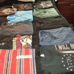Mens Large And Extra Large shirts 