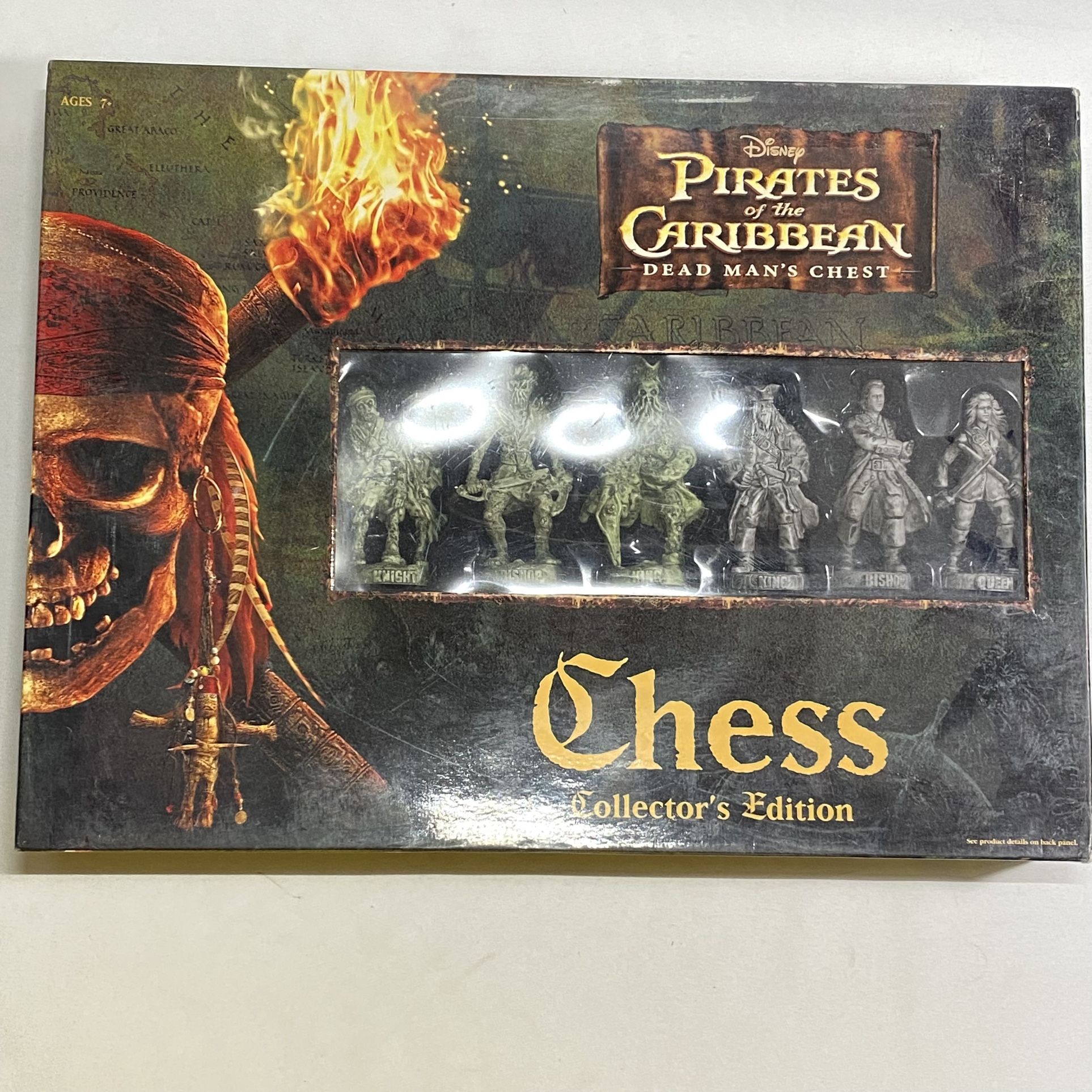 Pirates of the Caribbean Dead Man's Chest Collector's Edition Chess Set Complete