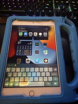 Ipad mini 4(read description)