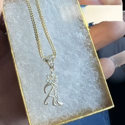 Gold Chain With or without pendant 