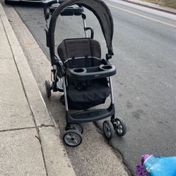 BEAUTIFUL STROLLER FOR TWO KIDS 
