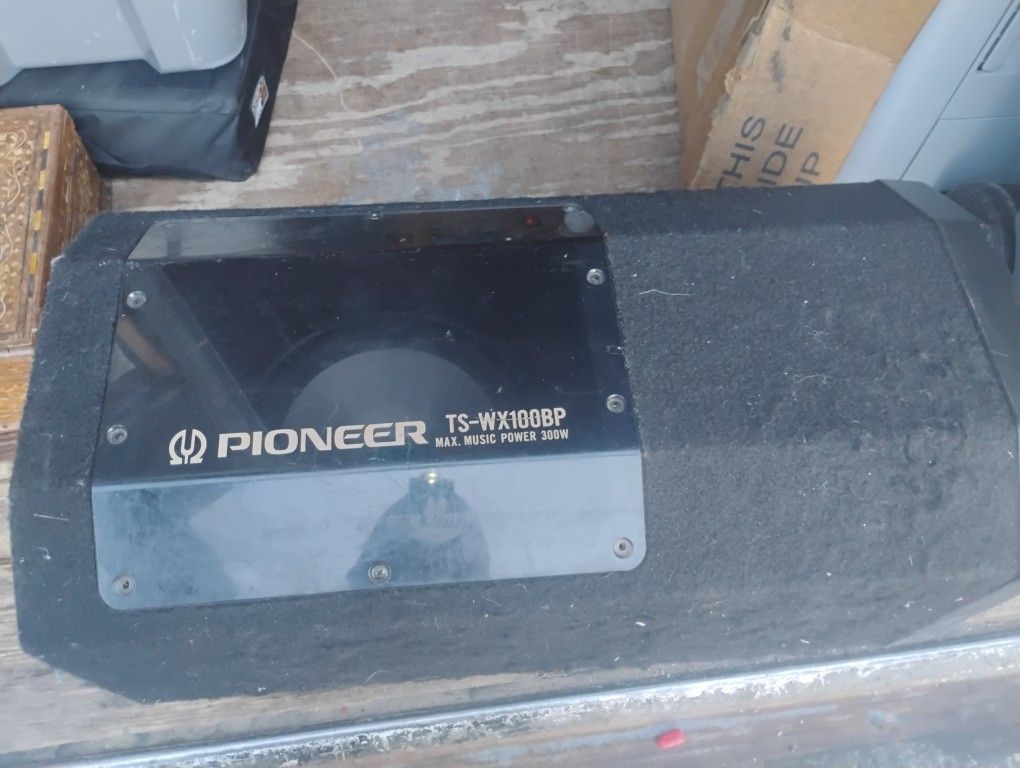 Pioneer Subwoofer 
