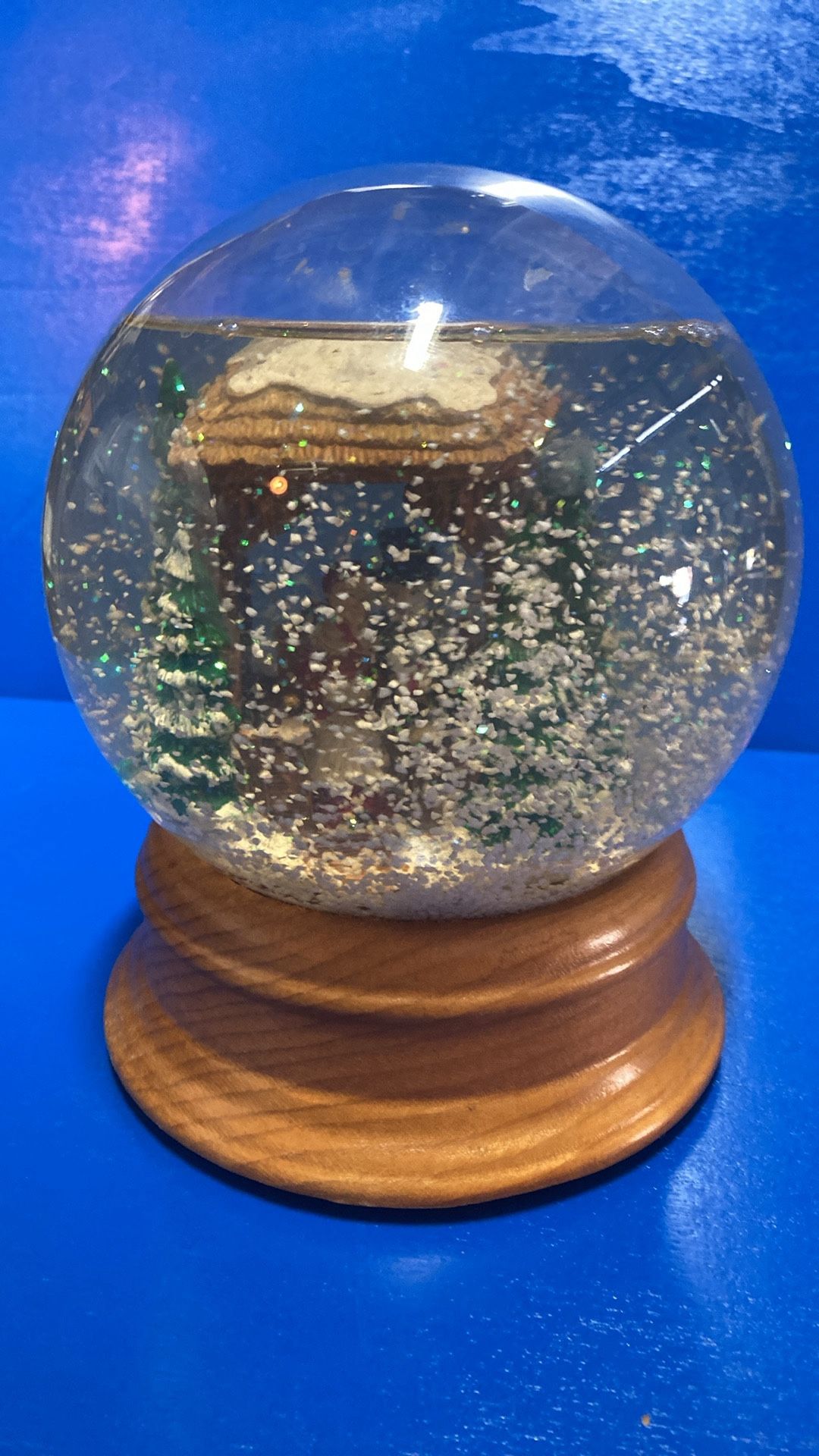 Vintage Music snow globe