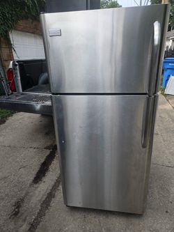 Stainless steel Frigidaire refrigerator