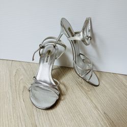 Silver Strappy Steve Madden Stilettos Size 8