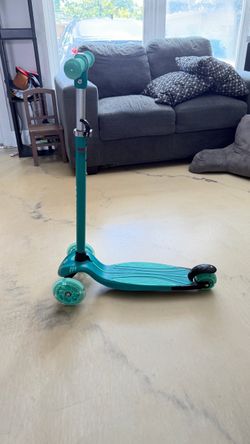 Kids 3-Wheel Scooter – $20