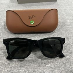 Ray Ban meta glasses