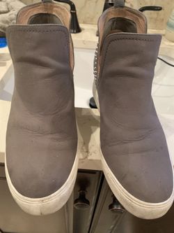 Used Steve Madden size 10
