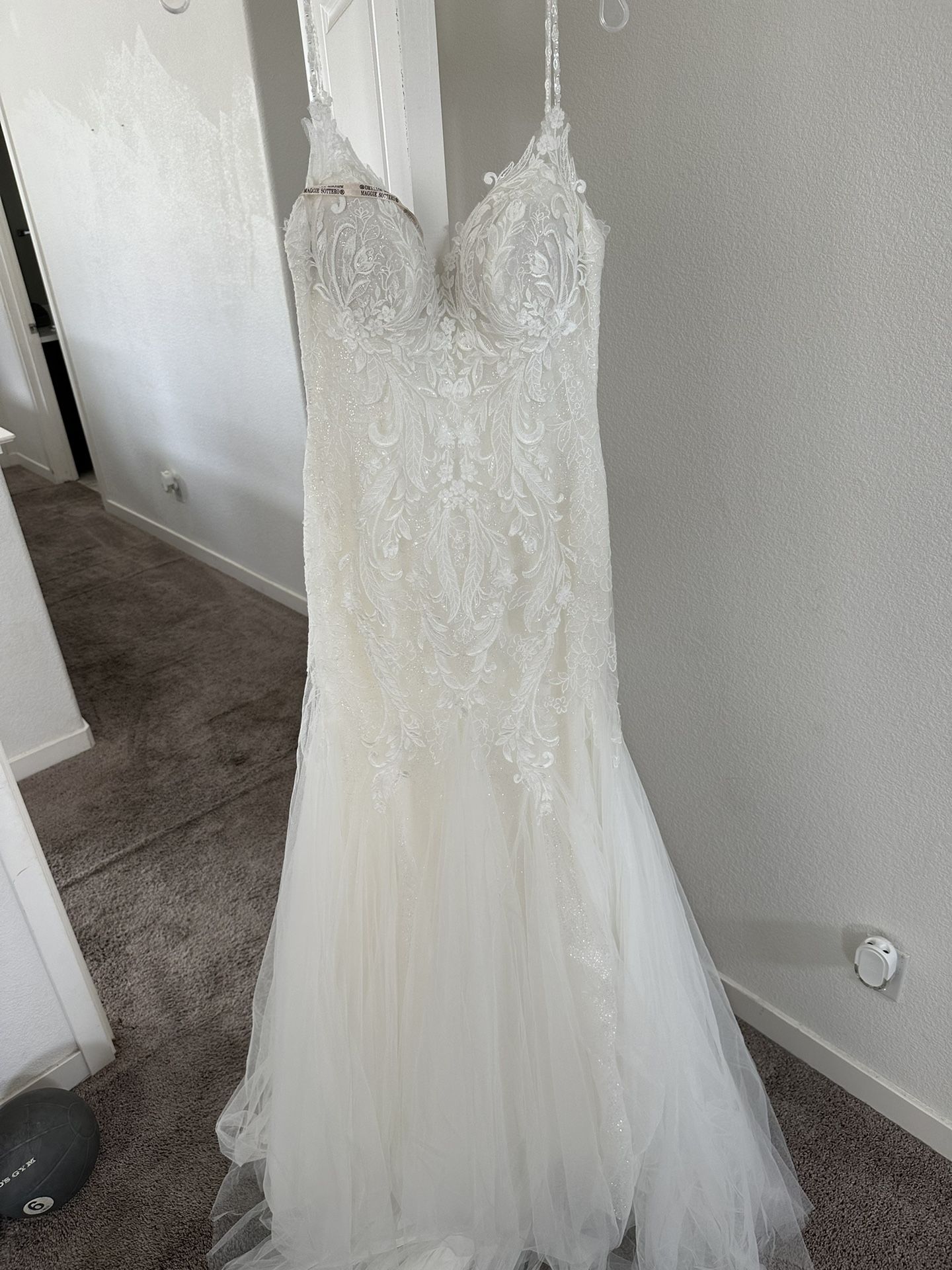 New Unaltered Maggie Sottero