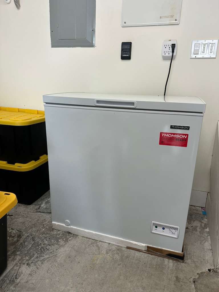 Chest Freezer 7.0 Cubic Ft 🥶 $120