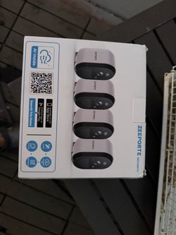 Zeeporte Smart WiFi Battery Security Camera System – Brand New wireless.