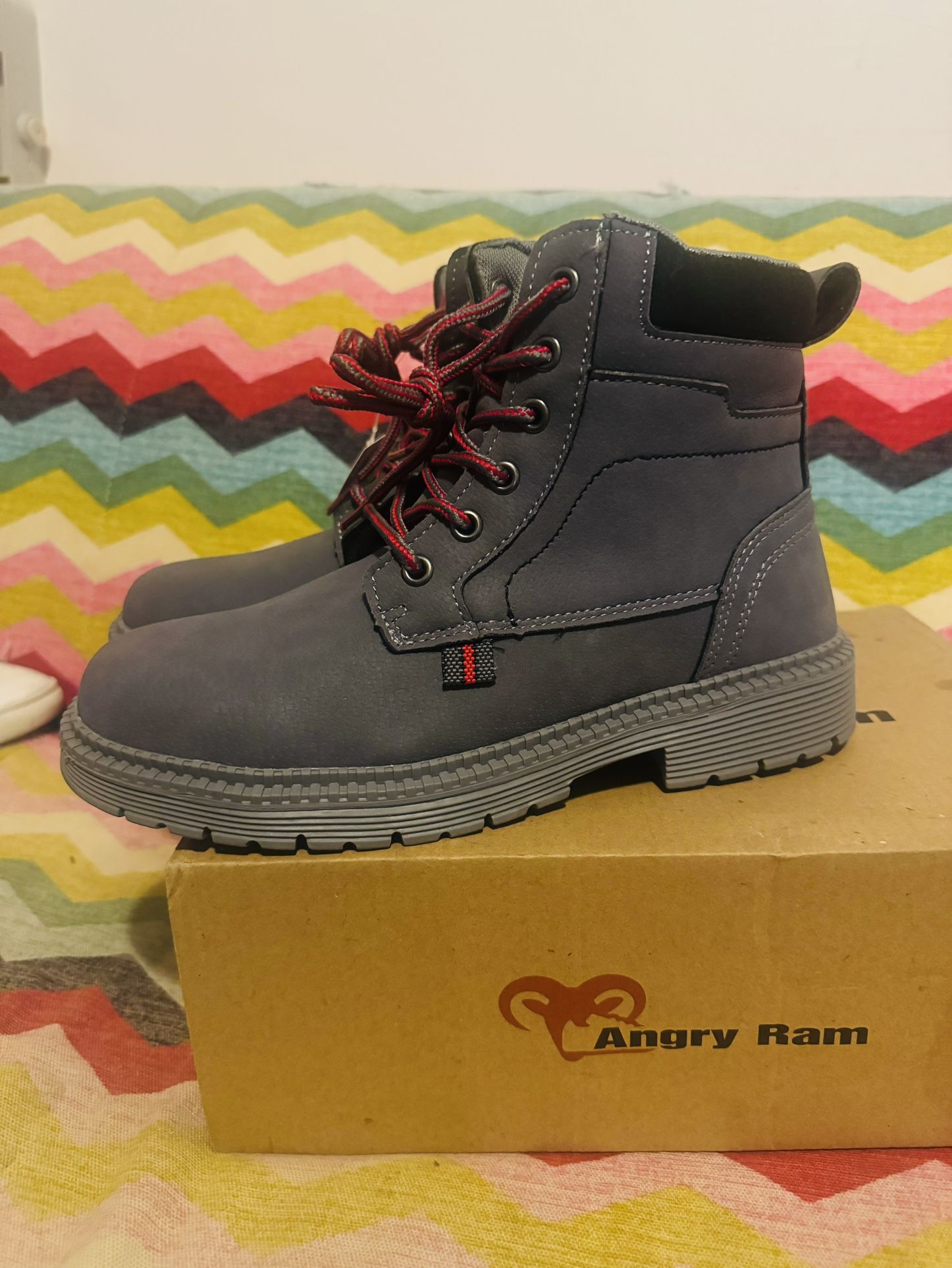 Men’s Angry Ram Steel toe Work Boots - Sz 7.5