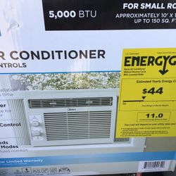 AC  Window. New In Box Never Opened