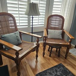 Accent Chairs