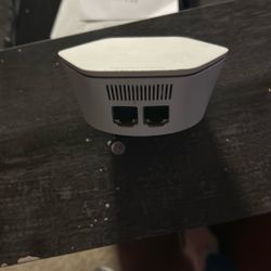 Amplifier Router Box. Triples Your Cennnectivity
