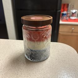 Woodwick Candle With Red White And Blue And Three Fragrances