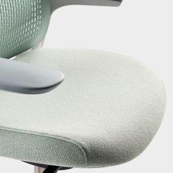 Breck Office Chair BP04957,  Like New, Perfect Condition  Haworth, Breck Office Chair BP04957,  only Asking for $185 Retails for $540  Used less than 