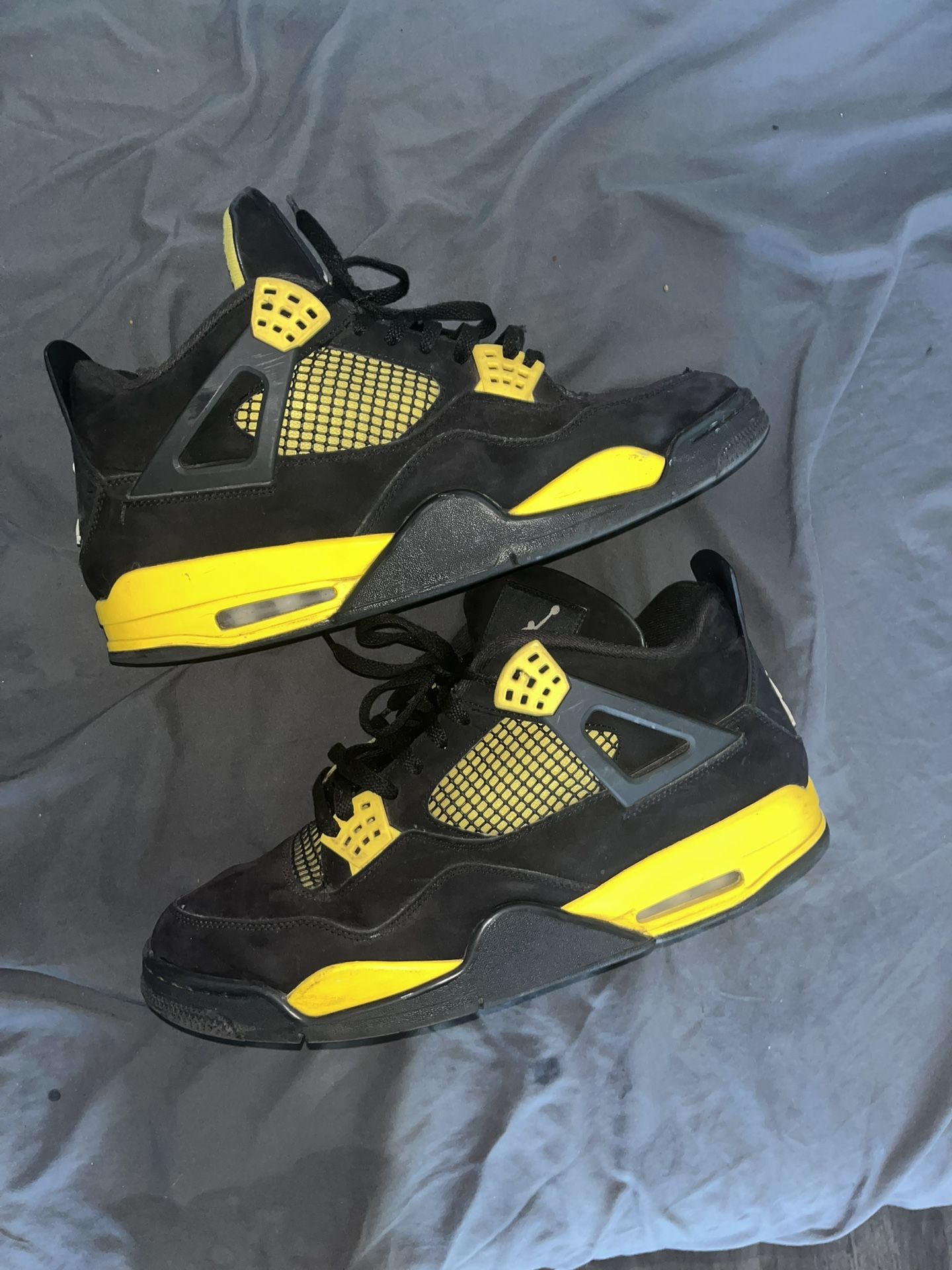Air Jordan 4 Retro Thunder Size 13