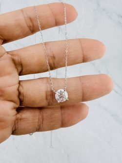A timeless and elegant piece, perfect for layering or wearing alone. The brilliant moissanite stone offers exceptional sparkle, making it a beautiful