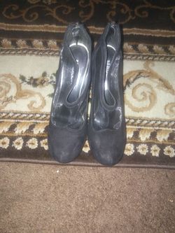 Heels size 7 1/2