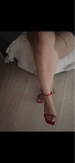 Heels Fashion Nova Red