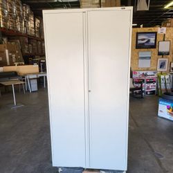 Global Storage Cabinet