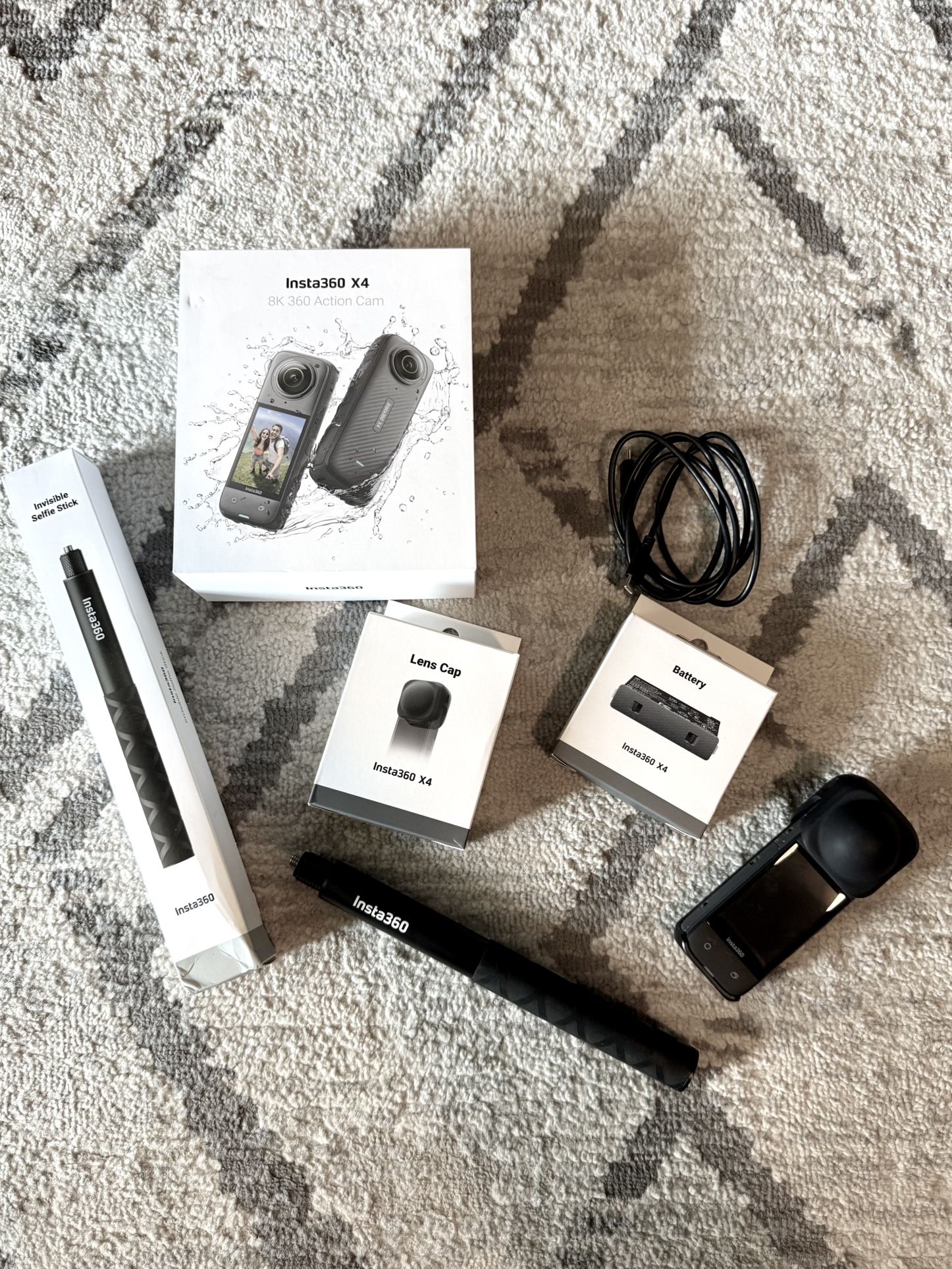 Insta 360 X4