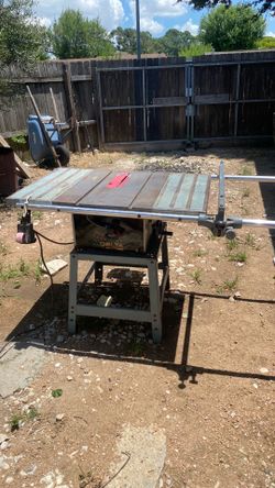 Delta table saw