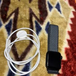 Apple Watch SE 2 40mm